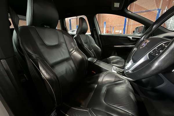 2015 Volvo XC60 D5 R-Design