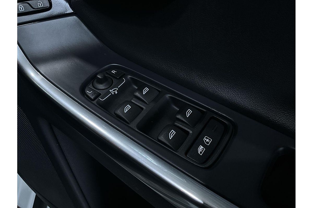 2015 Volvo XC60 D5 R-Design