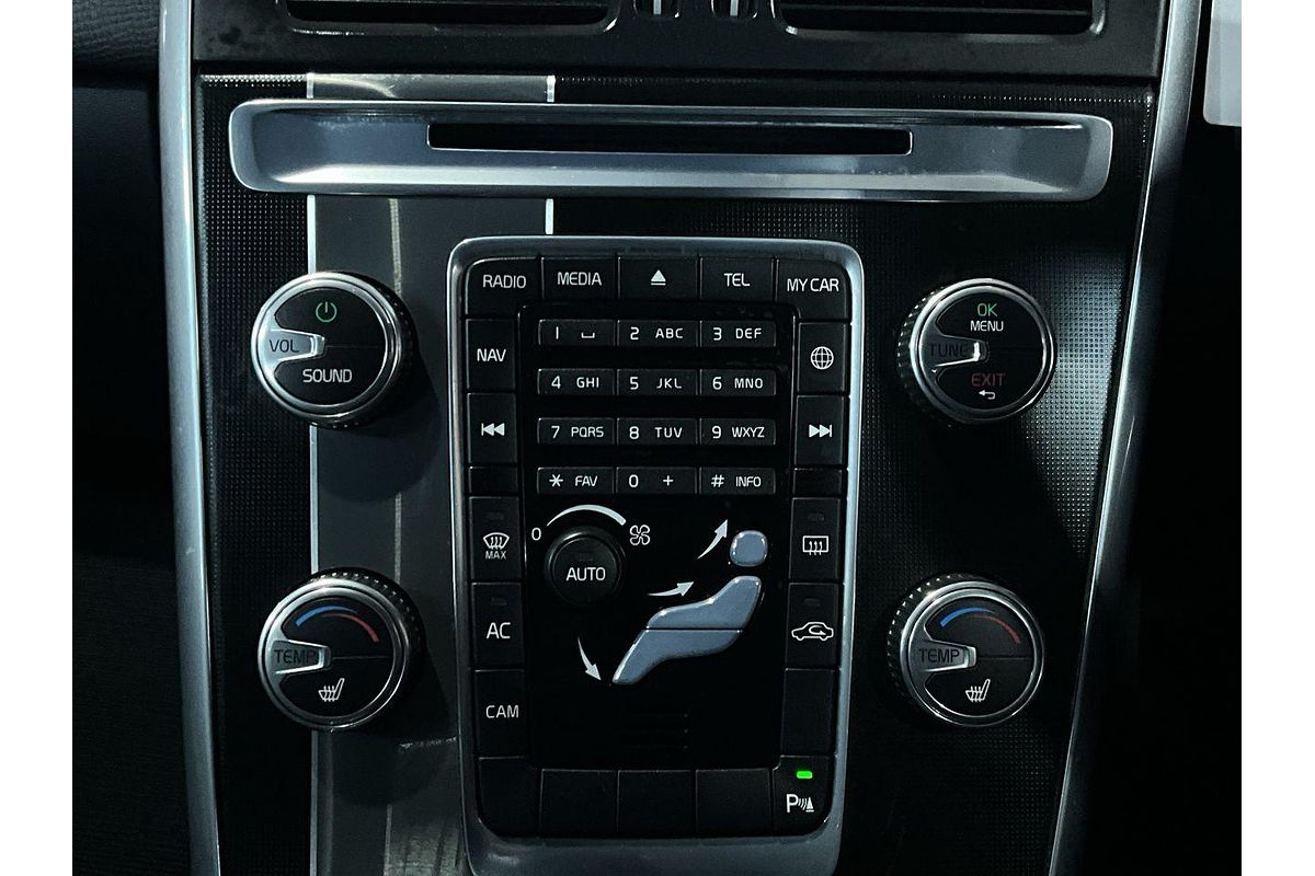 2015 Volvo XC60 D5 R-Design