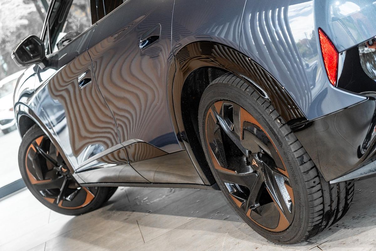 2025 CUPRA Tavascan VZ KR