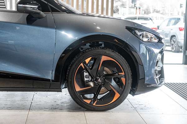 2025 CUPRA Tavascan VZ KR