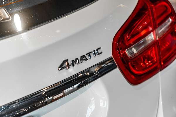 2015 Mercedes-Benz GLA-Class GLA250 X156