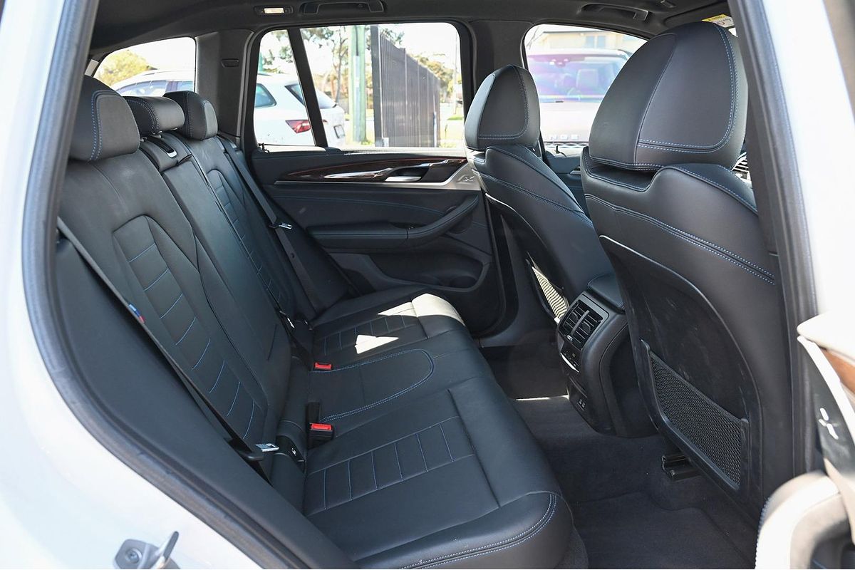 2021 BMW X3 sDrive20i G01