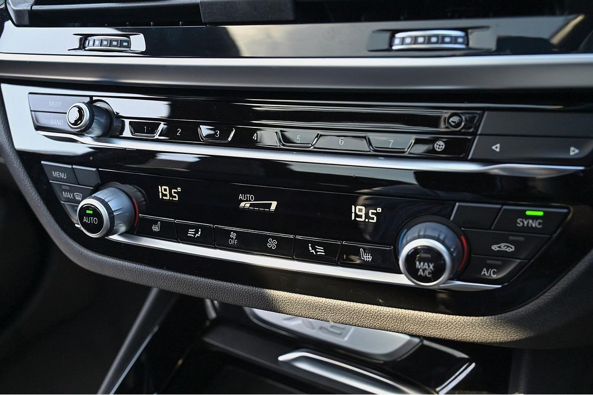 2021 BMW X3 sDrive20i G01