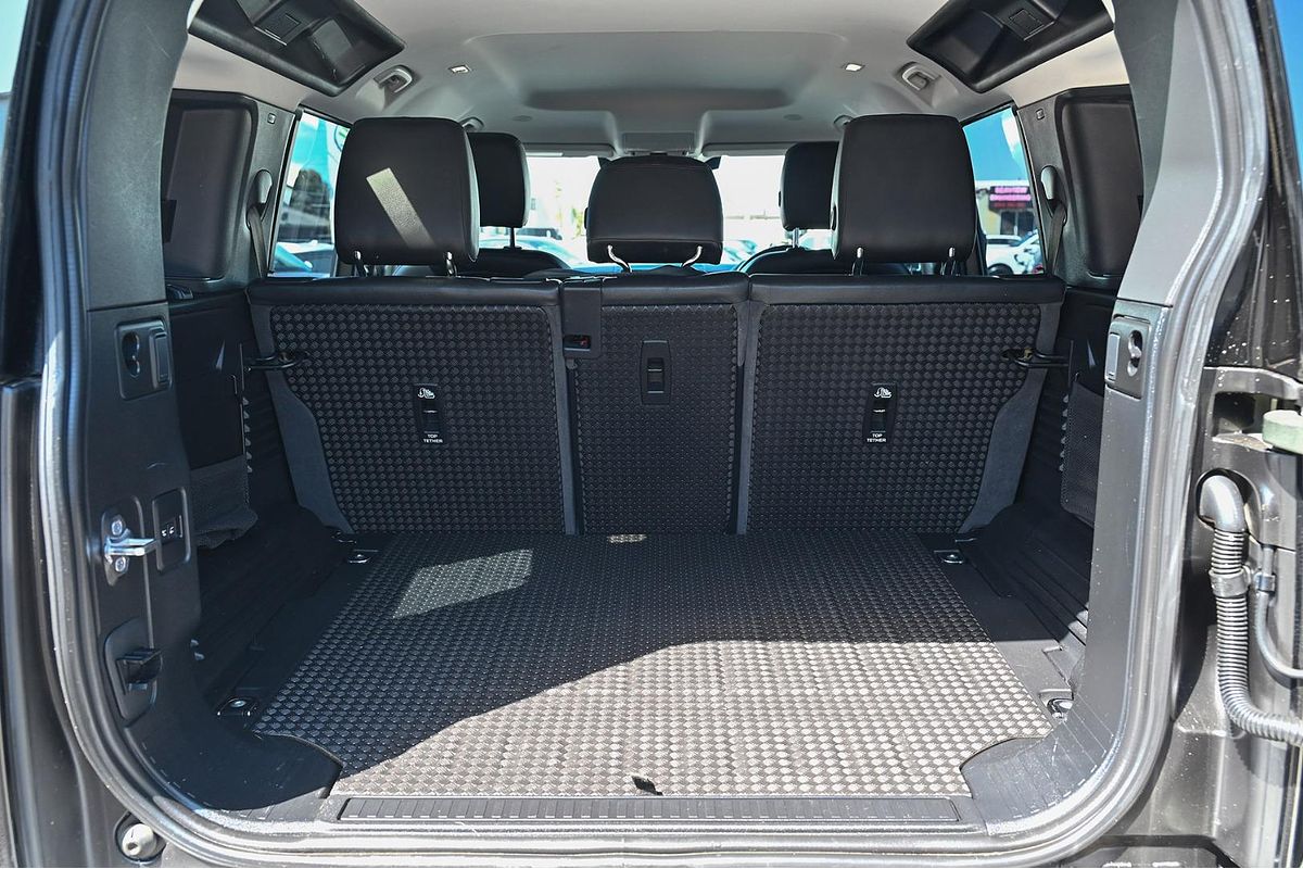 2020 Land Rover Defender 110 P400 S L663