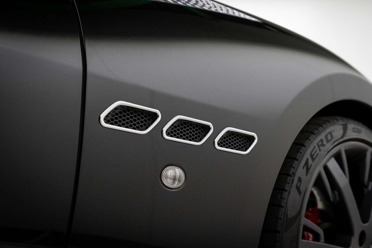 2010 Maserati GranTurismo S M145