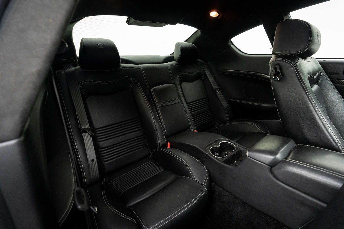 2010 Maserati GranTurismo S M145