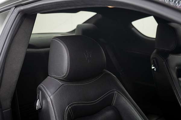 2010 Maserati GranTurismo S M145