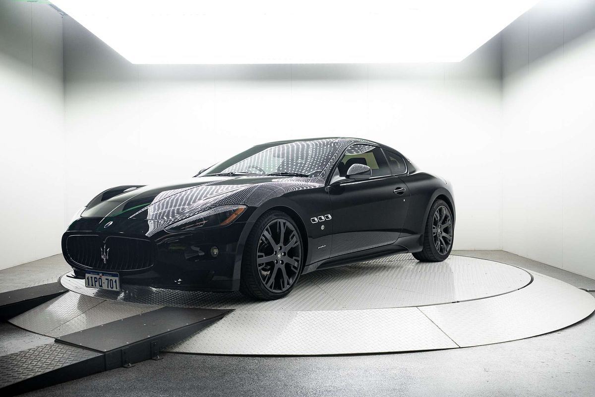 2010 Maserati GranTurismo S M145
