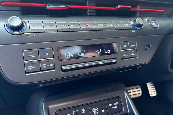 2025 Hyundai Kona Premium N Line SX2.V3