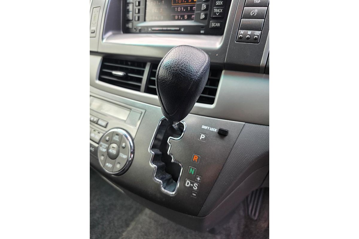 2010 Toyota Tarago GLX ACR50R