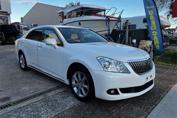 2009 Toyota Crown Majesta URS206