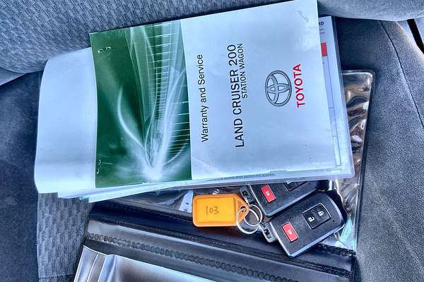 2016 Toyota Landcruiser GXL VDJ200R