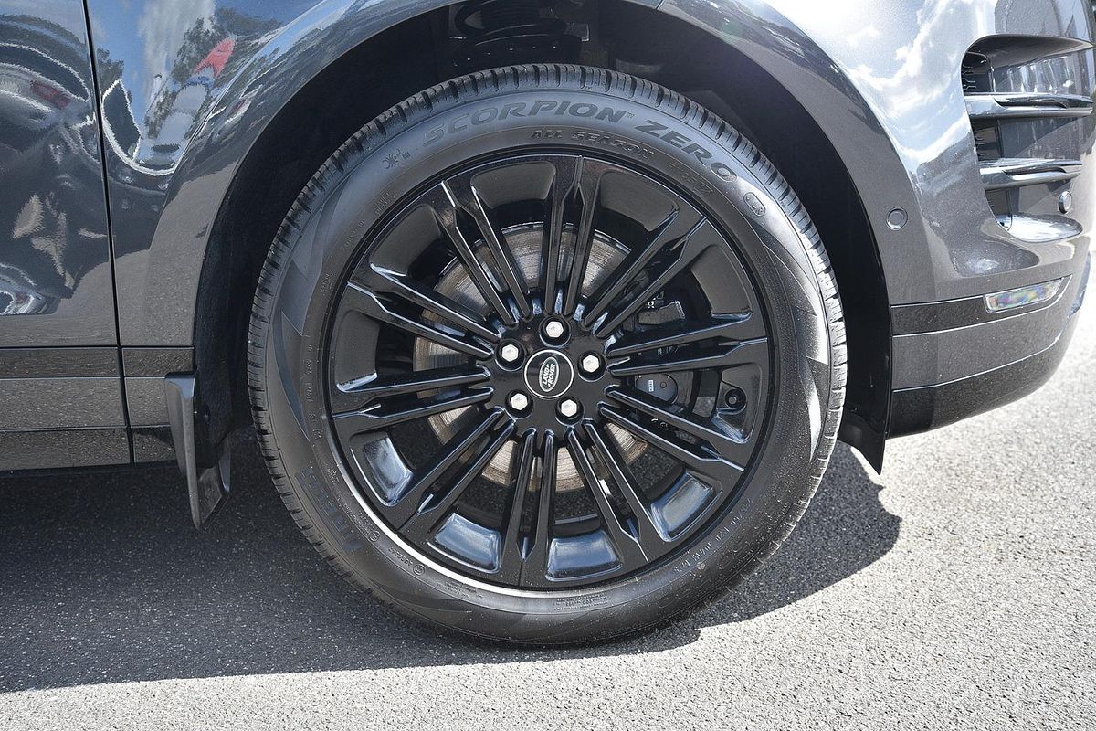 2025 Land Rover Range Rover Evoque P250 Dynamic SE L551