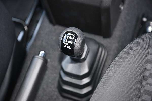 2025 Suzuki Jimny GLX GJ