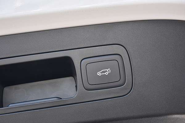 2025 MG QS Essence IS31