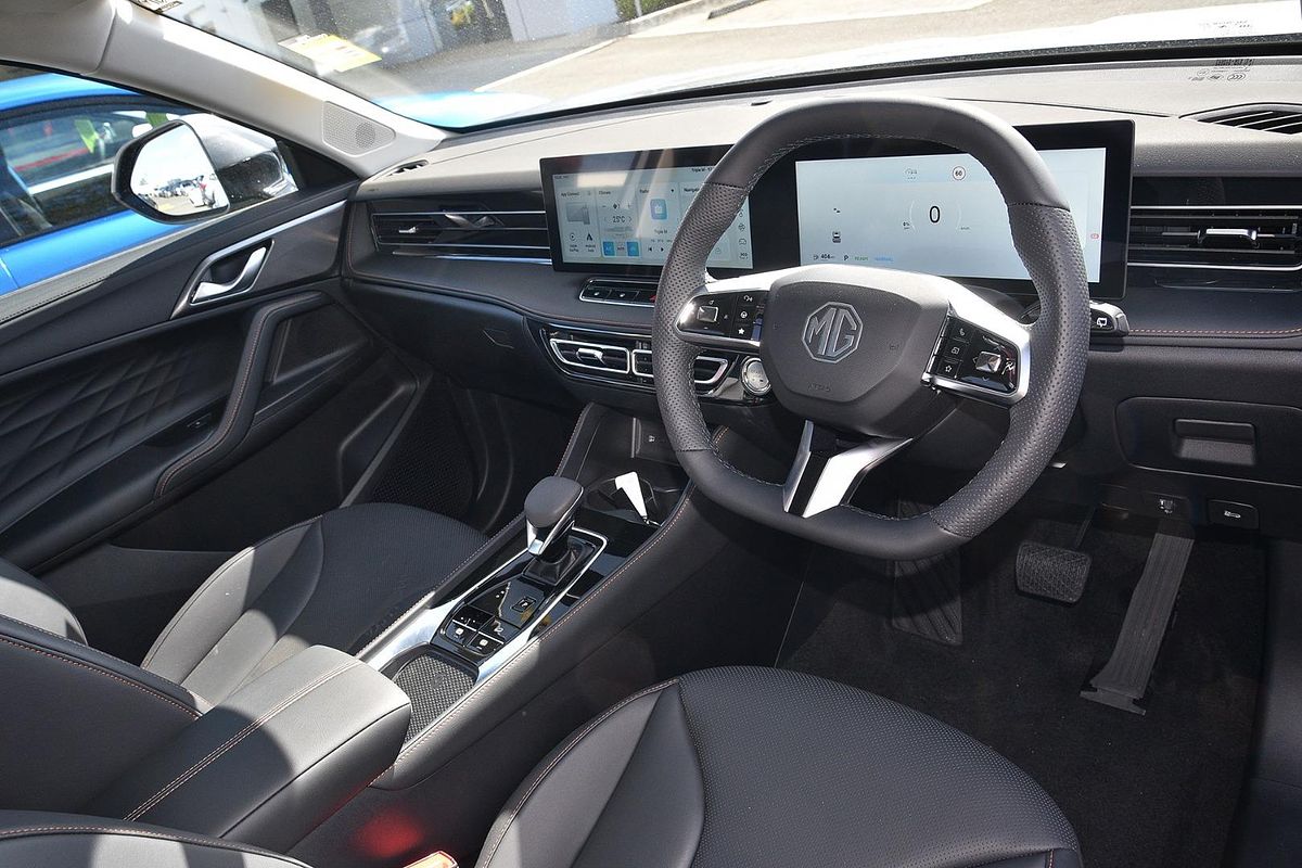 2025 MG HS Hybrid+ Essence AS33H