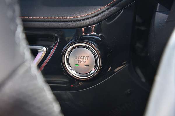 2025 MG HS Hybrid+ Essence AS33H