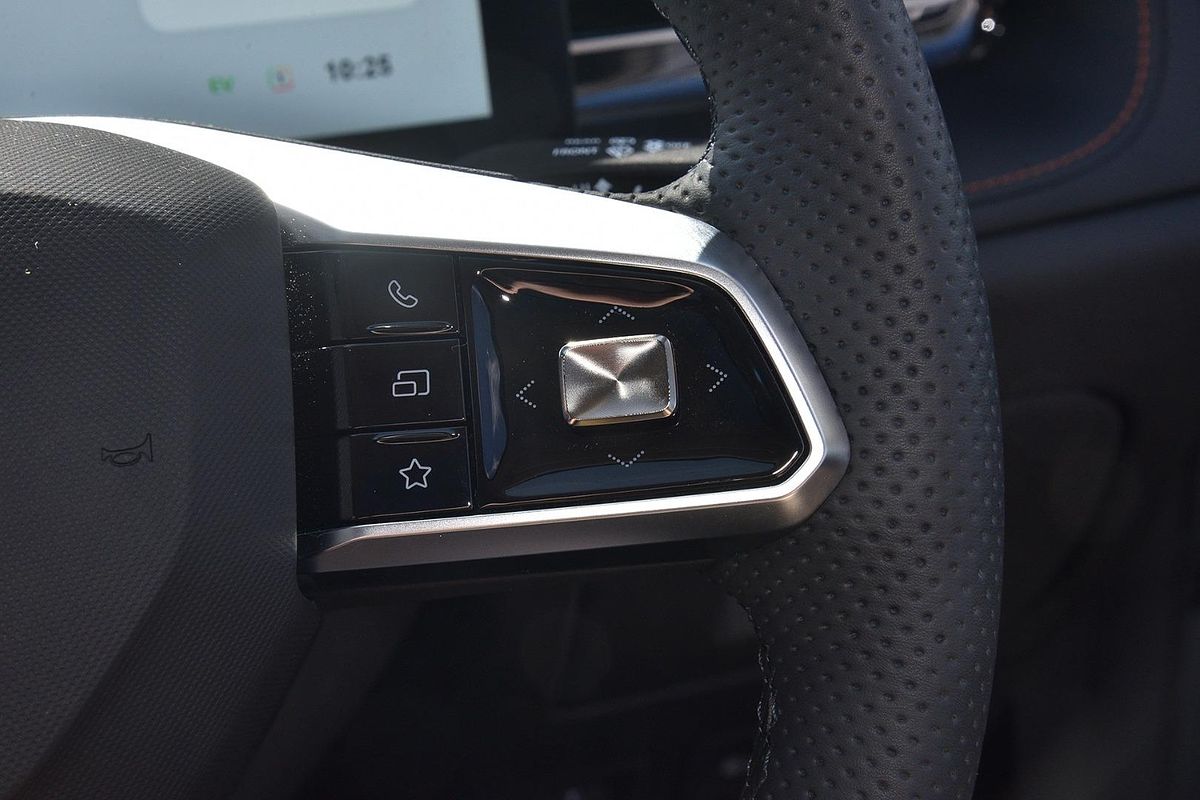 2025 MG HS Hybrid+ Essence AS33H