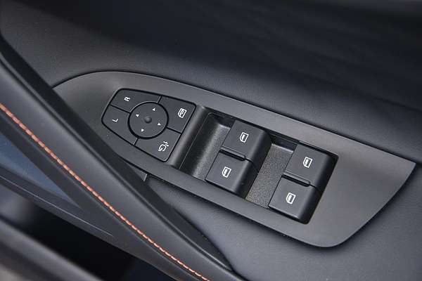 2025 MG HS Hybrid+ Essence AS33H