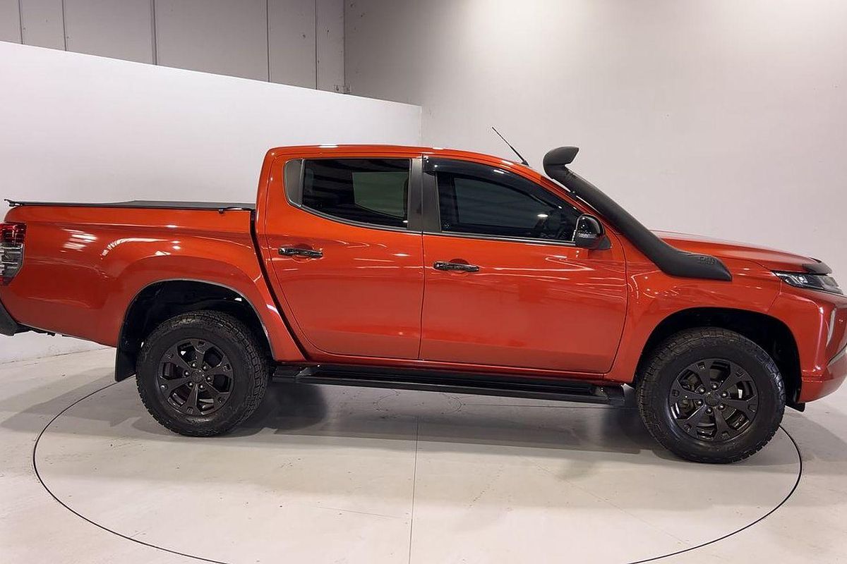 2022 Mitsubishi Triton GSR MR 4X4