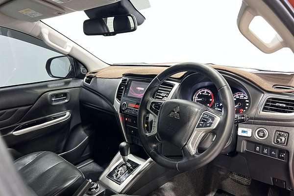 2022 Mitsubishi Triton GSR MR 4X4