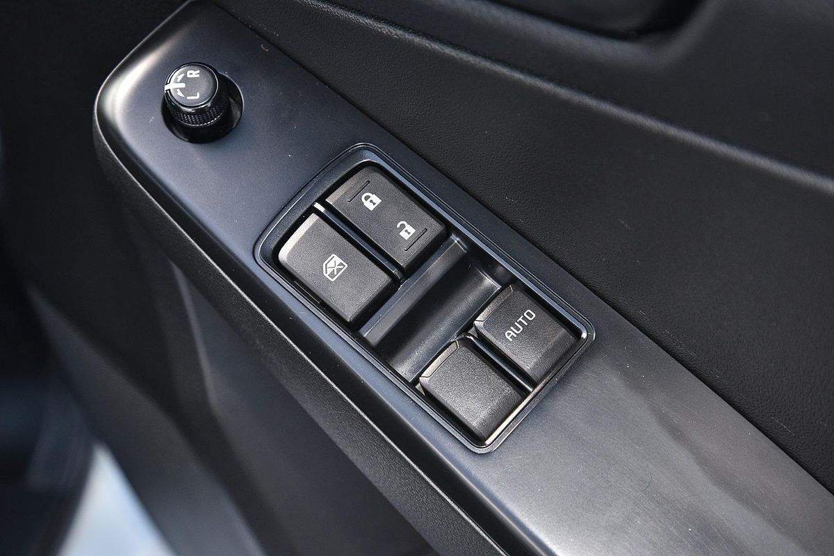 2023 Isuzu D-MAX SX High Ride Rear Wheel Drive