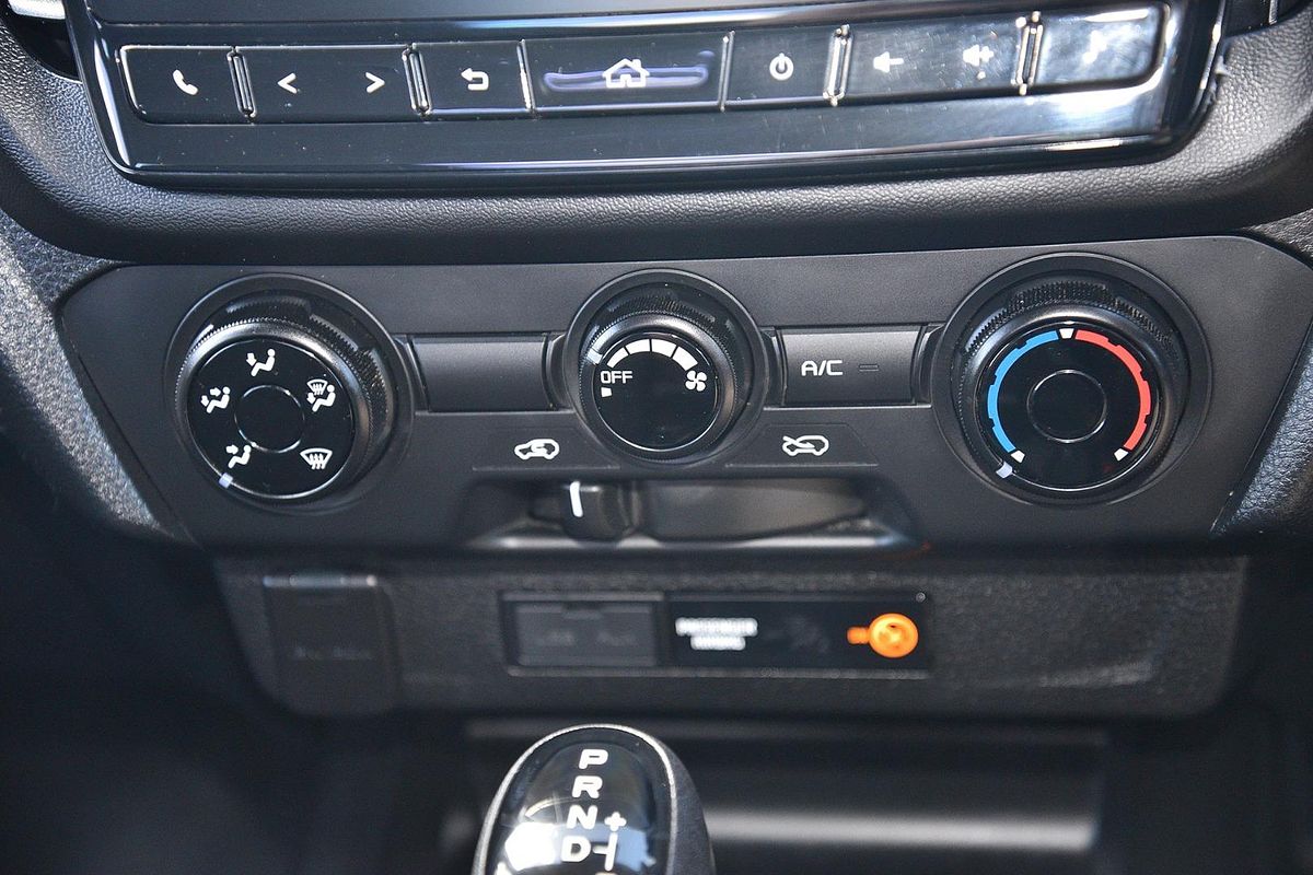 2023 Isuzu D-MAX SX High Ride Rear Wheel Drive