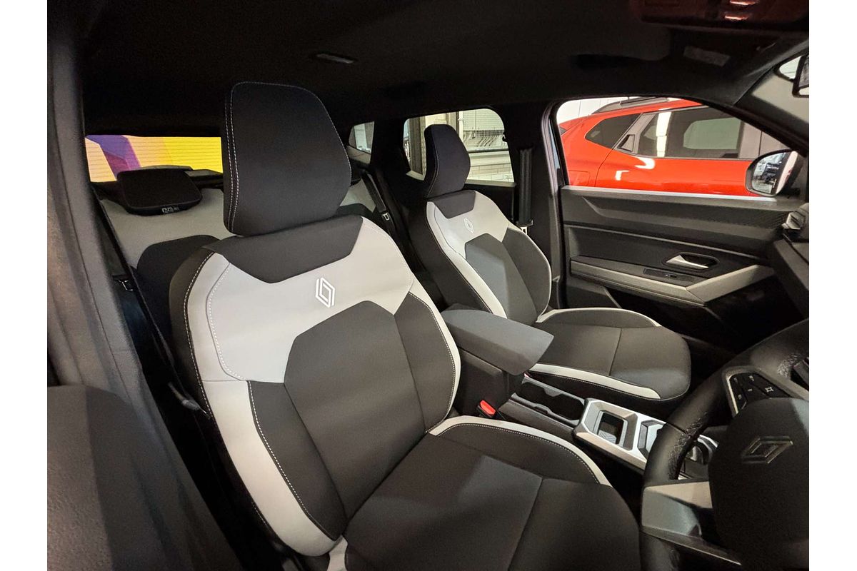 2025 Renault Duster Techno X1311