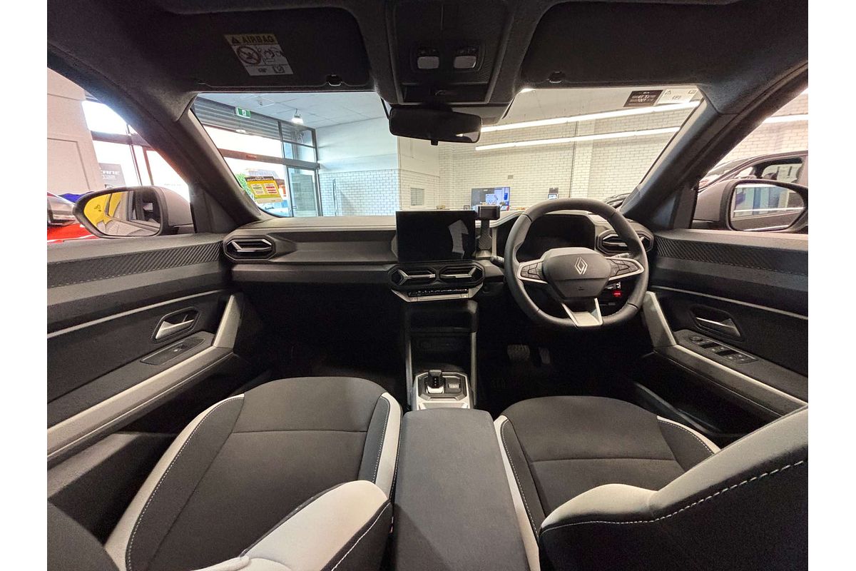 2025 Renault Duster Techno X1311