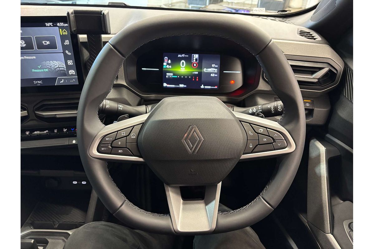 2025 Renault Duster Techno X1311