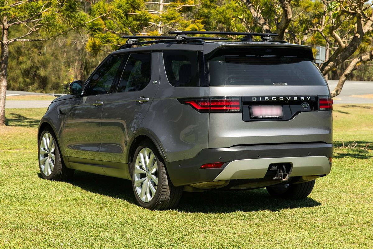 2022 Land Rover Discovery D300 SE Series 5