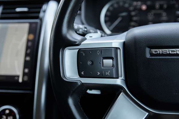 2022 Land Rover Discovery D300 SE Series 5