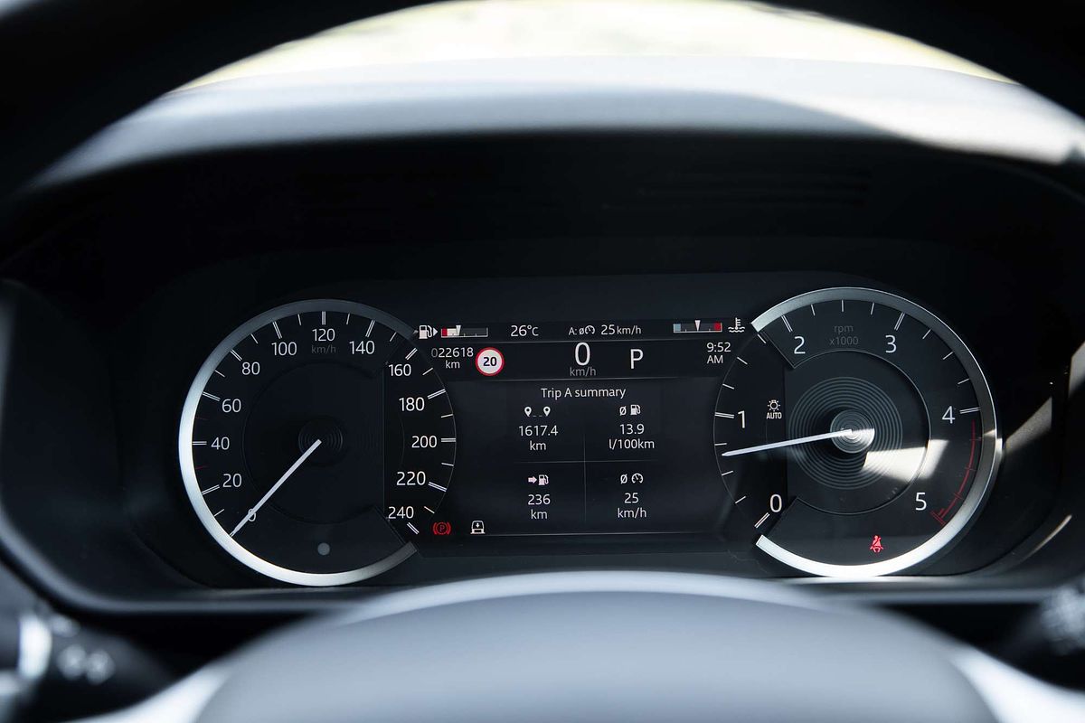 2022 Land Rover Discovery D300 SE Series 5