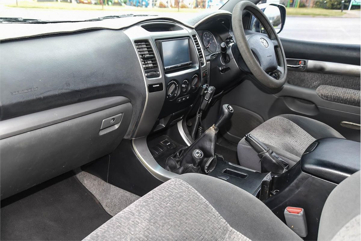 2004 Toyota Landcruiser Prado GXL GRJ120R