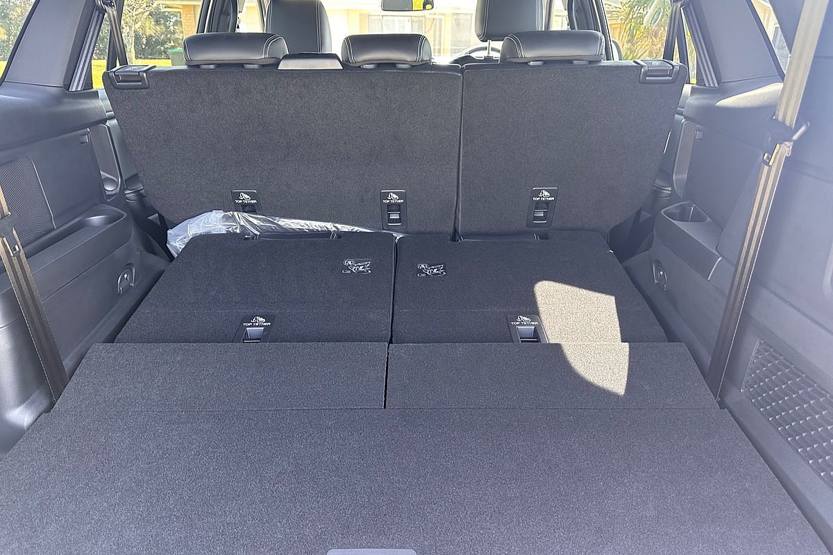 2025 Ford Everest Platinum  3.0L