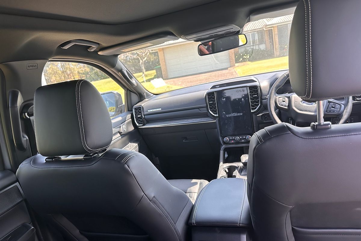 2025 Ford Everest Platinum  3.0L