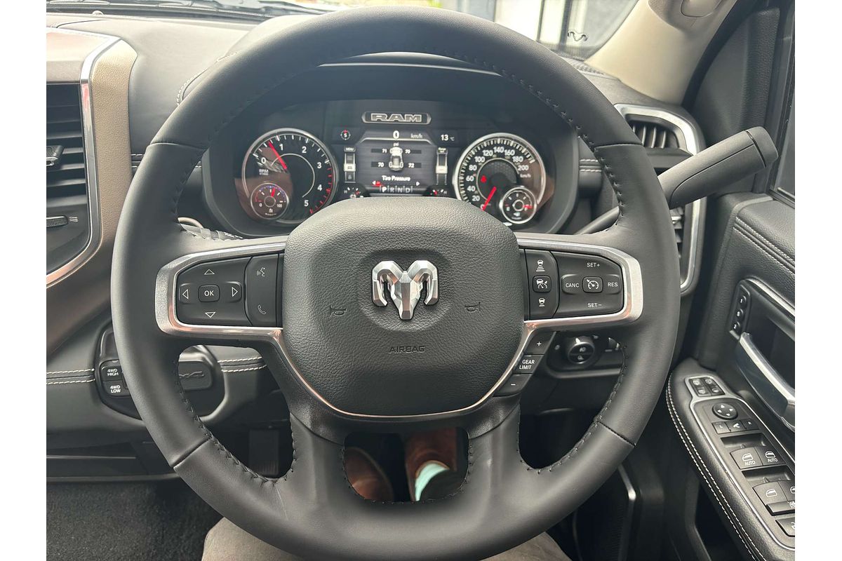 2024 RAM 2500 Laramie DJ 4X4