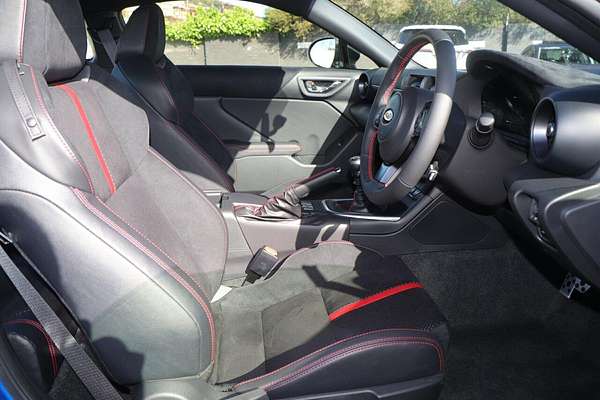 2025 Subaru BRZ S ZD8