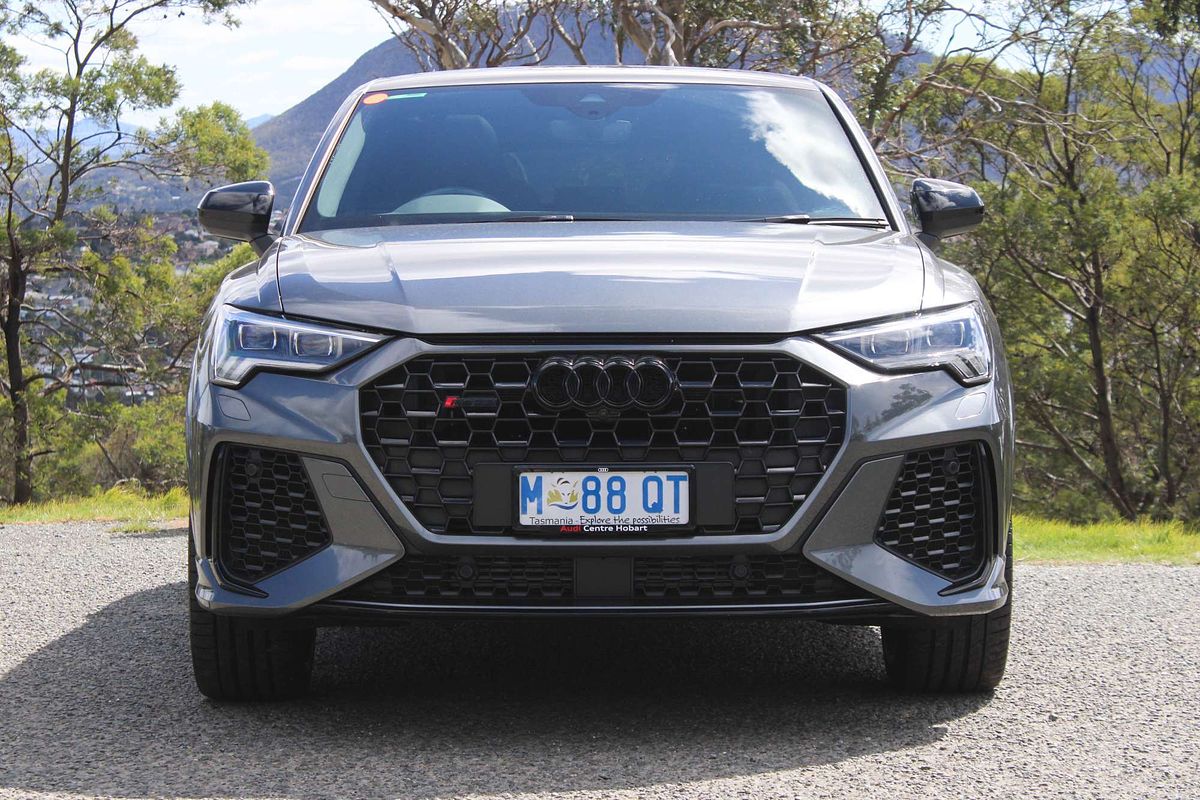 2022 Audi RS Q3 F3
