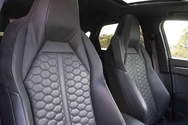 2022 Audi RS Q3 F3