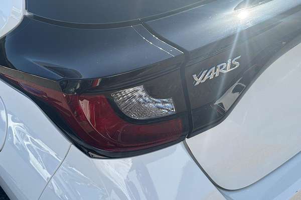 2024 Toyota Yaris Ascent Sport MXPA10R