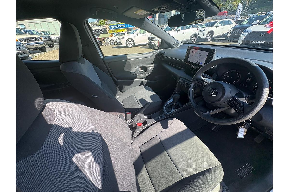 2024 Toyota Yaris Ascent Sport MXPA10R