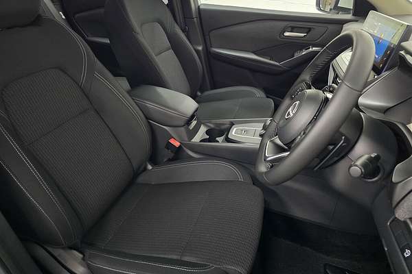 2025 Nissan QASHQAI ST-L J12