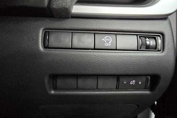 2025 Nissan QASHQAI ST-L J12