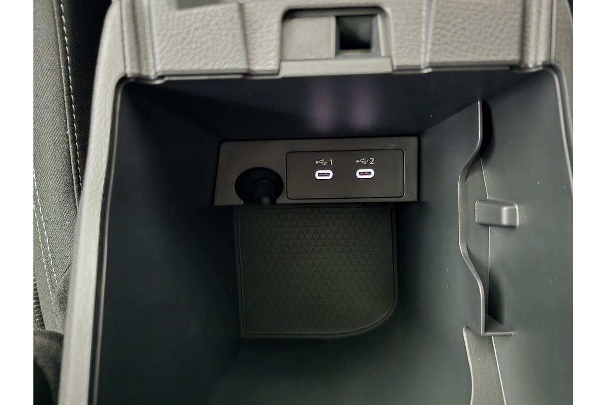 2025 Nissan QASHQAI ST-L J12