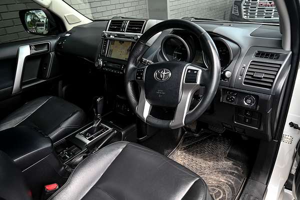 2017 Toyota Landcruiser Prado Altitude GDJ150R