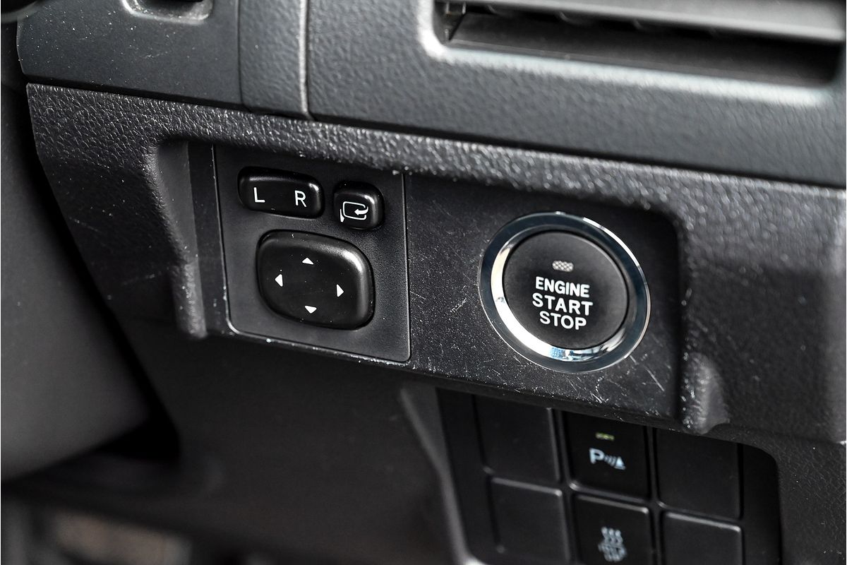 2017 Toyota Landcruiser Prado Altitude GDJ150R