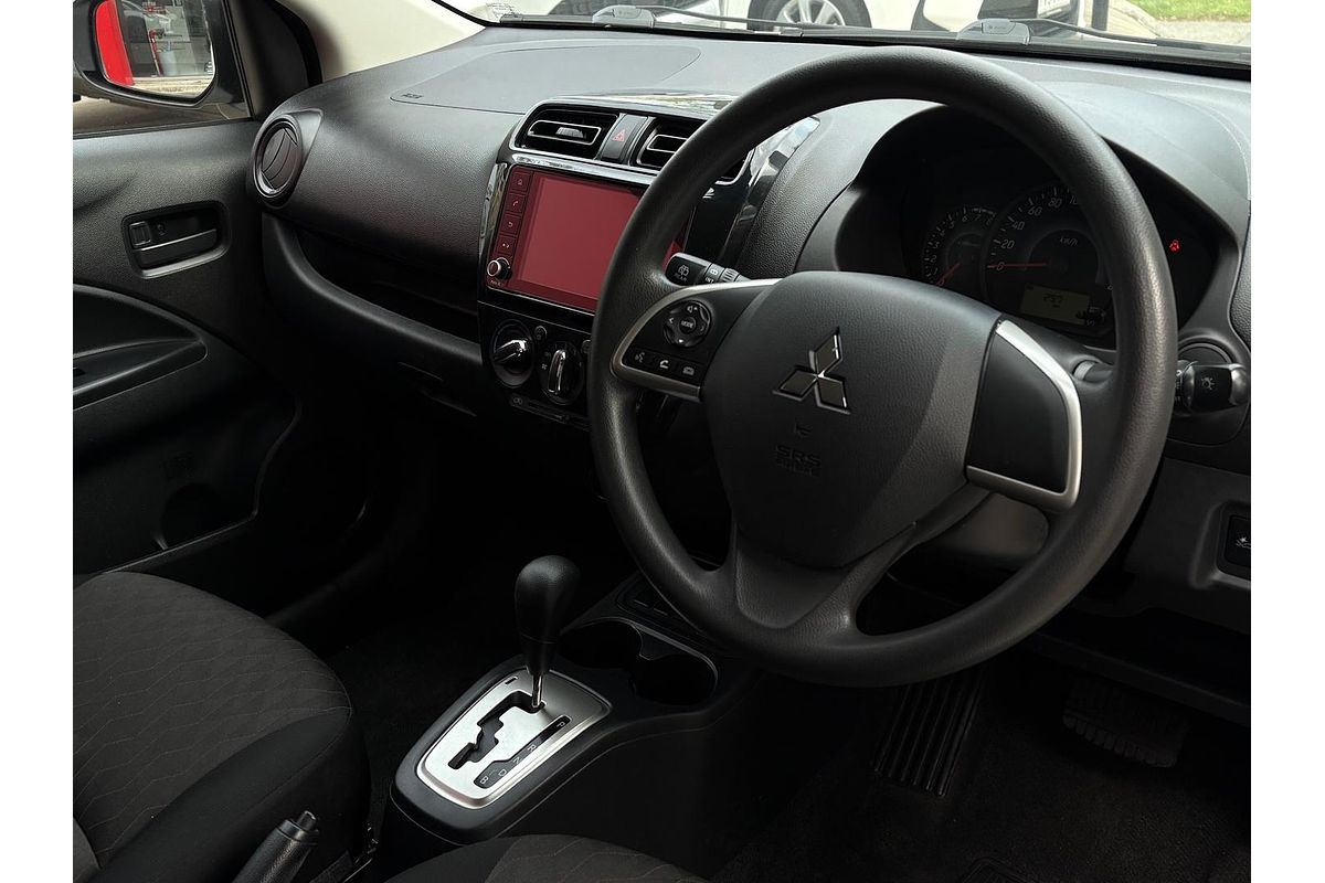 2020 Mitsubishi Mirage ES LB