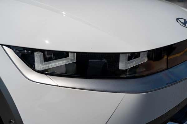 2025 Hyundai IONIQ 5 EPIQ NE.V5